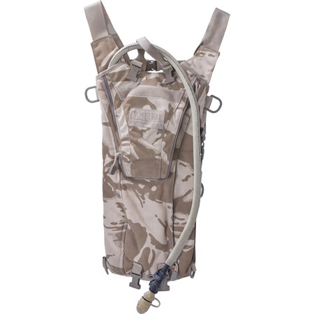  Camelback con custodia DPM desert  in Outdoor