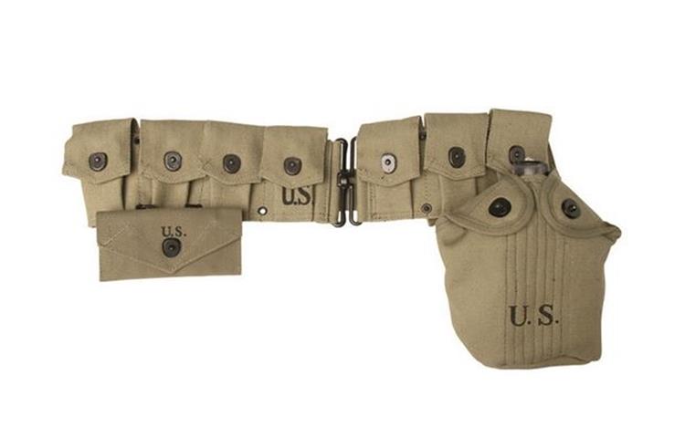  Cinturone con Borraccia e Taschina WWII US Army 