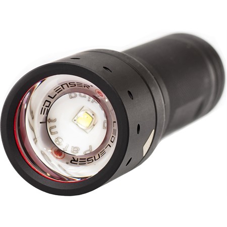 Led Lenser 320 Lumen  in Outdoor