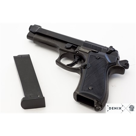Replica pistola Beretta 92 F  in Reenactment
