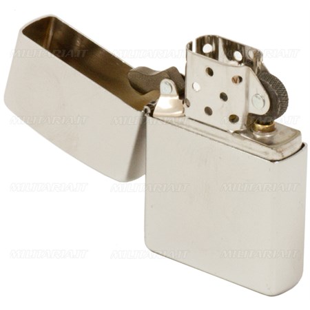 Zippo Modello Vietnam Satinato  in Outdoor