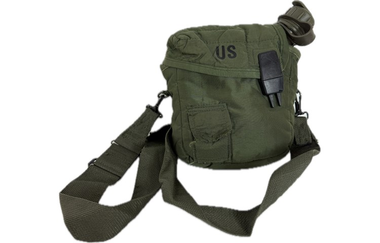 ZYEKIU Porta Borraccia, Portaborraccia All'aperto, Porta Borraccia Zaino Durevole, Portabottiglie Molle Regolabile, Per All'aperto