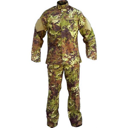  Mimetica Vegetata AKU Proxima  in Abbigliamento Militare